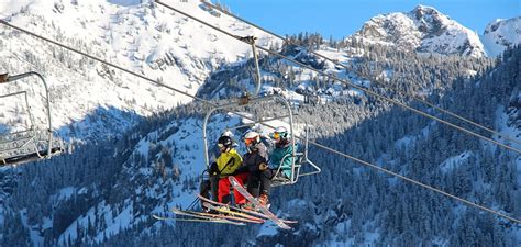 How the Magic Carpet Lift at Snoqualmie Pass is Making Skiing More Accessible